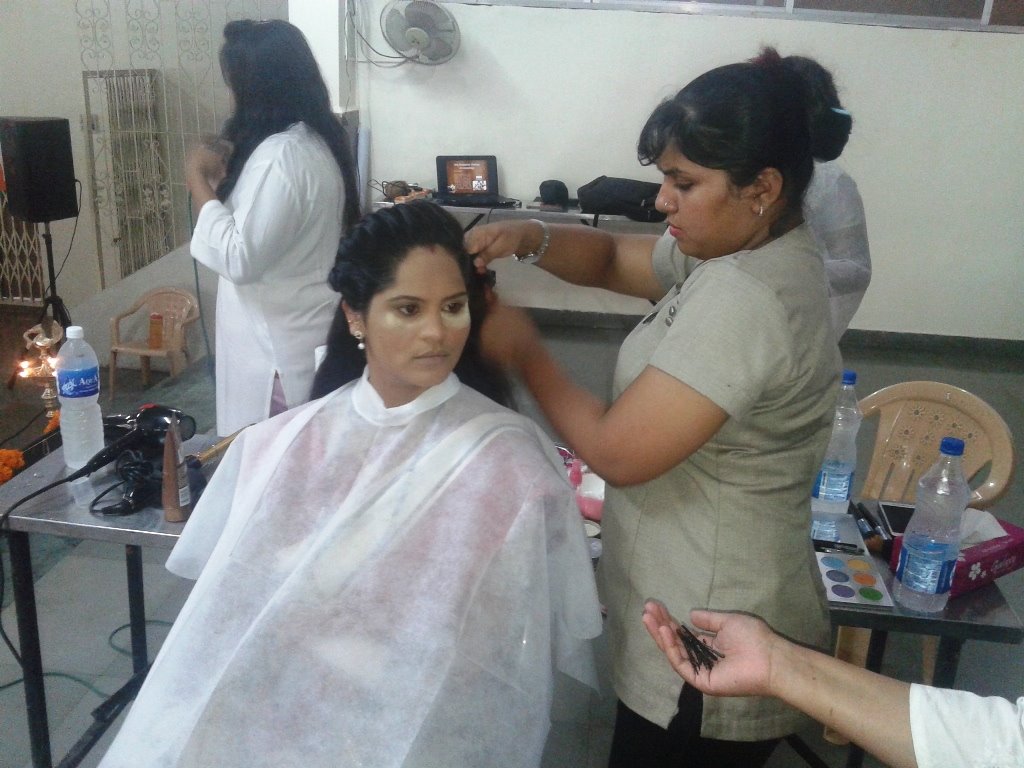 Seminar on Career in Beauty Industry by Mrs. Bhakti Shah Sapke 2015