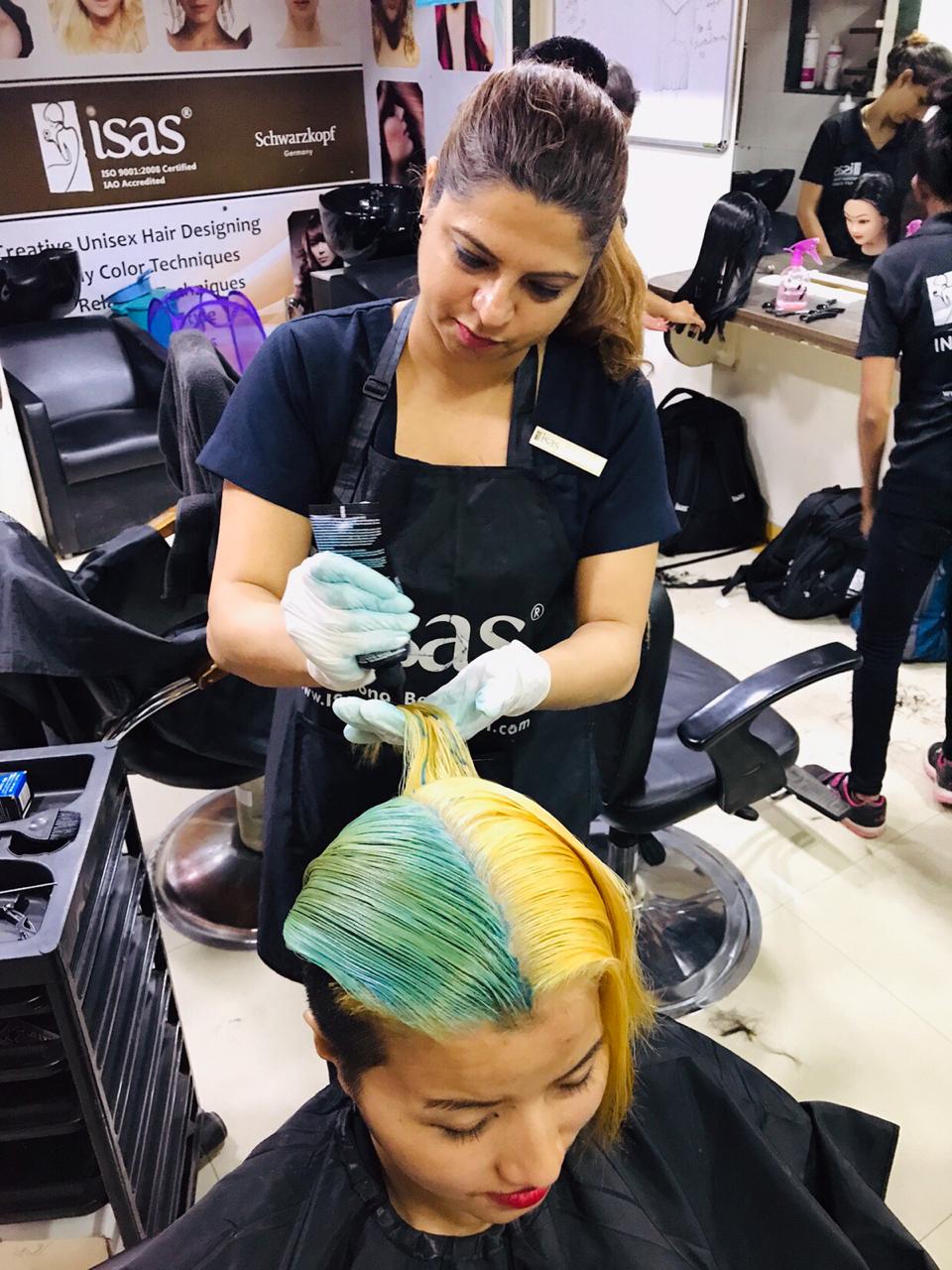 Creative Cut & Hair Color Demo at ISAS Pune !