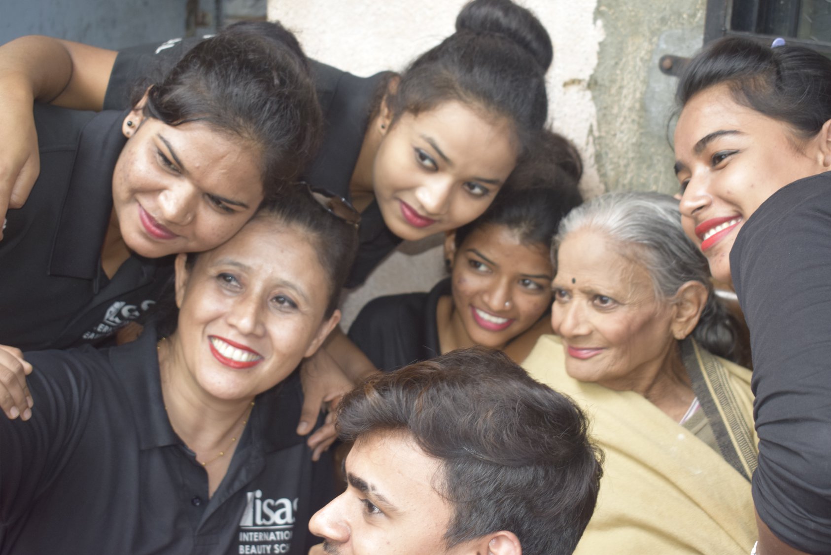 Old age home by rejuvenating the elderly looks by makeup and hair